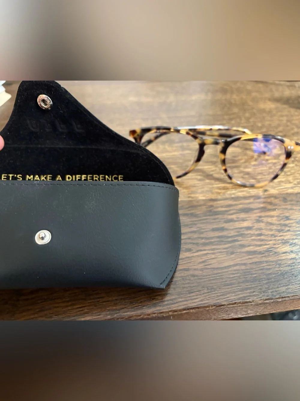 DIFF Eyewear Jaxson Amber Tortoise Blue Light Glasses & Case Set